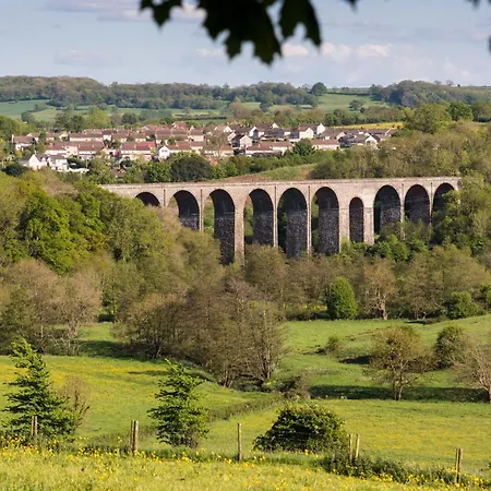 East Wing Dom wakacyjny